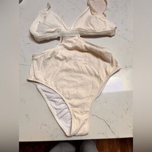 Cupshe Cream Textured Women's Intimate Set